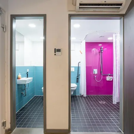 Jaeger´s Hostel *