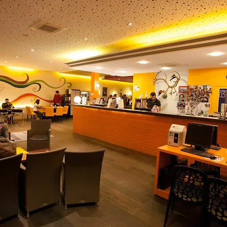 Jaeger´s Hostel *